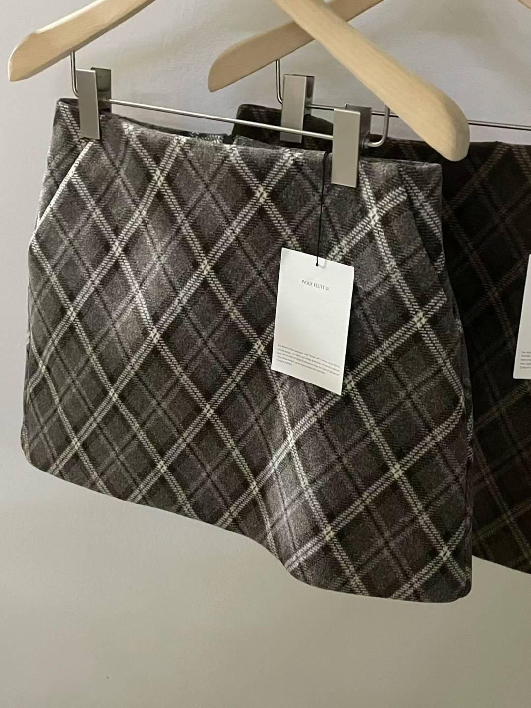 FLUTTER㊣東大門代購女裝新款休閑真品時尚推薦職業人氣短裙FLUTTER/INOUF短裙圖色1