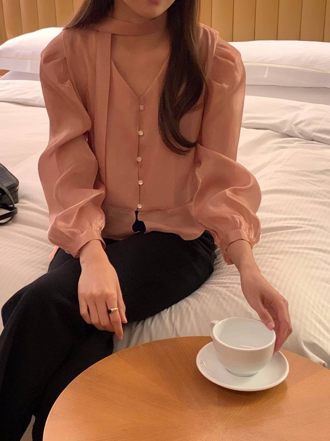 FLUTTER㊣東大門代購女裝新款26春夏真品休閑襯衫蕾絲衫含脖帶FLUTTER/INOUF襯衫/蕾絲衫