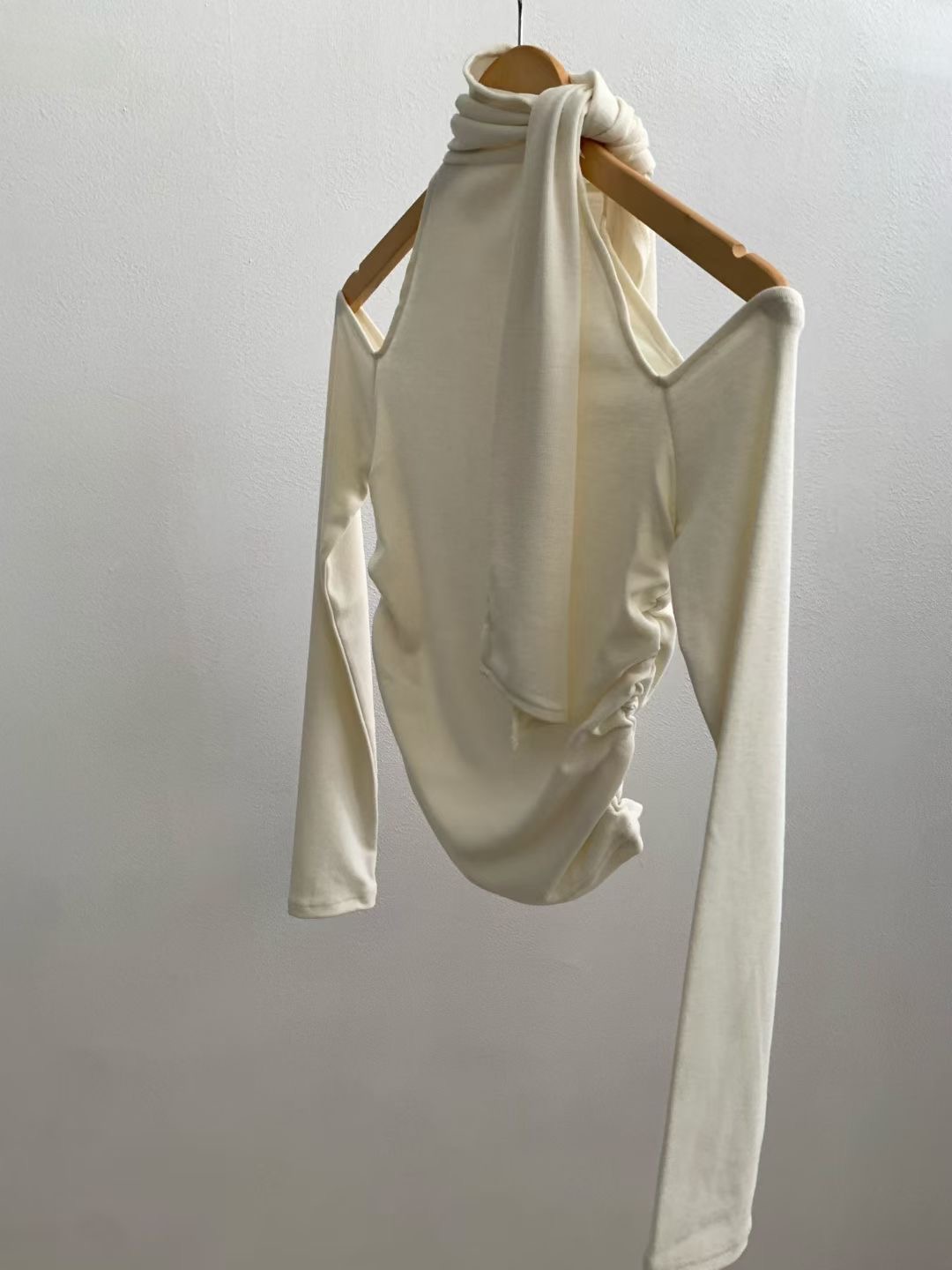 REMUTE韓國代購㊣女士新款真品時尚推薦熱賣人氣休閑長袖T恤REMUTE長袖T恤圖色2