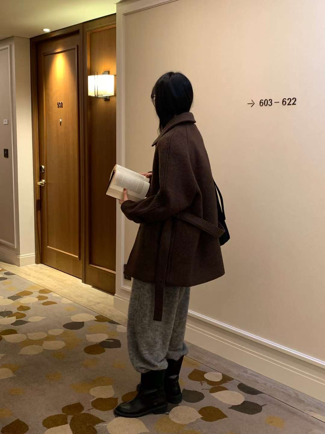 FLUTTER㊣東大門代購女士新款熱賣真品中長款大衣含腰帶馬海毛FLUTTER/INOUF中長款大衣