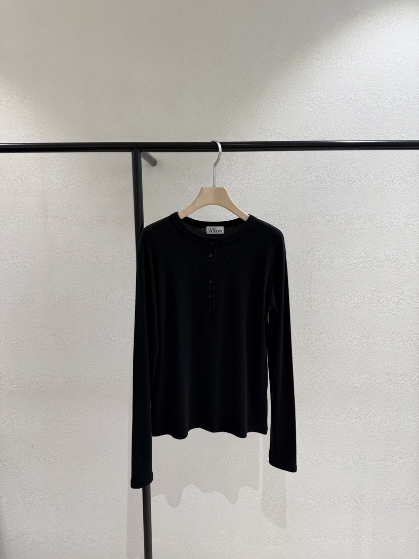 POSTMODERN韓國直郵㊣女裝新品職業人氣長袖T恤天絲春款紐扣POSTMODERN長袖T恤圖色2