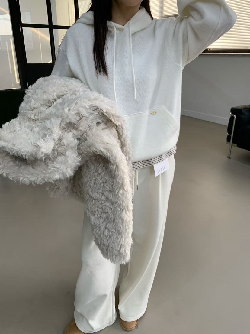 J CRANE-A韓國直郵㊣女士新品熱賣推薦時尚休閑衛衣連帽衫J CRANE衛衣