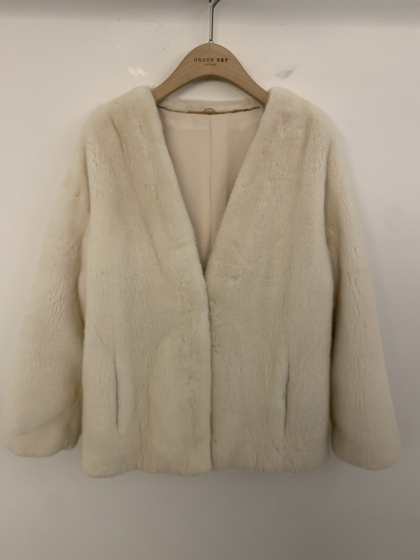 UNDER KEY㊣東大門實拍女裝新品休閑時尚短款大衣貂皮貂絨UNDER KEY短款大衣圖色1