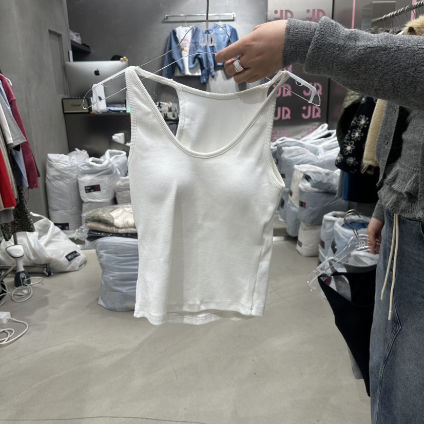 JUDYQUE㊣東大門實拍女士新款職業熱賣時尚休閑吊帶背心春款JUDYQUE吊帶/背心圖色1