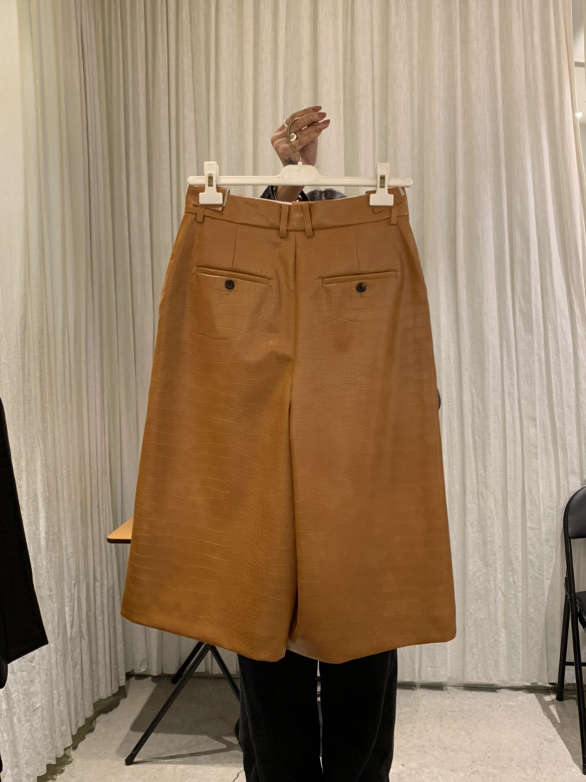 PAPERMOON㊣東大門實拍女士新款時尚人氣熱賣職業短褲皮革春款paper moon短褲