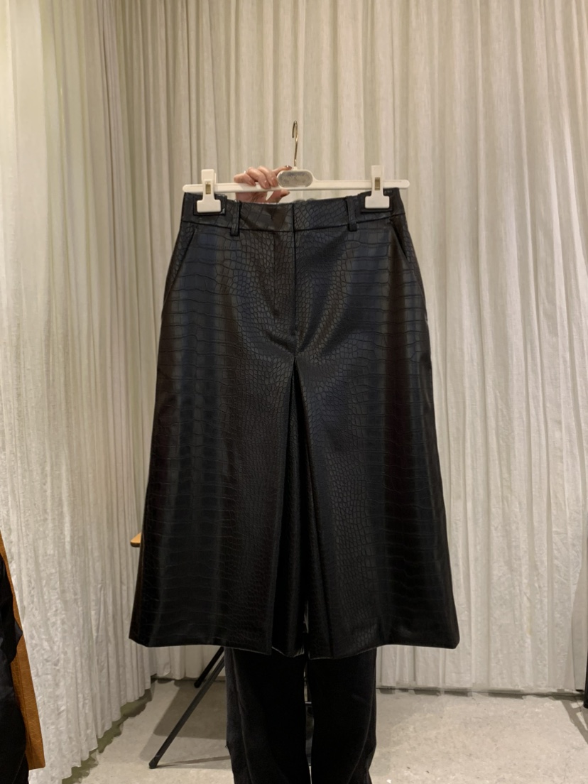 PAPERMOON㊣東大門實拍女士新款時尚人氣熱賣職業短褲皮革春款paper moon短褲圖色1