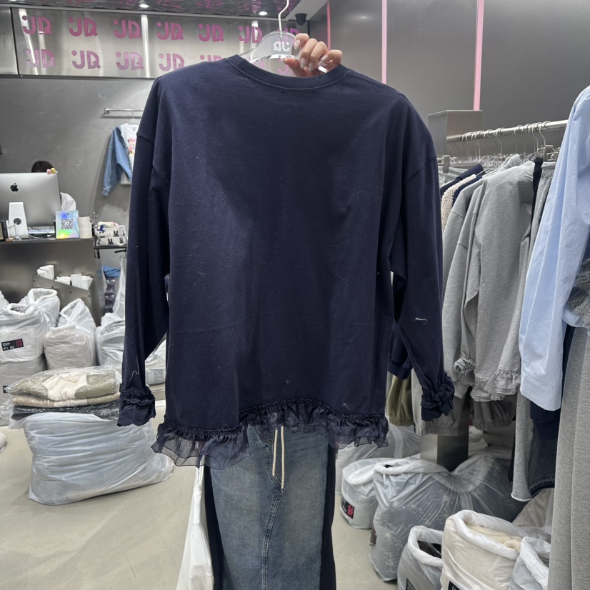 JUDYQUE㊣東大門實拍女裝新品時尚熱賣長袖T恤荷葉邊春款絎縫JUDYQUE長袖T恤