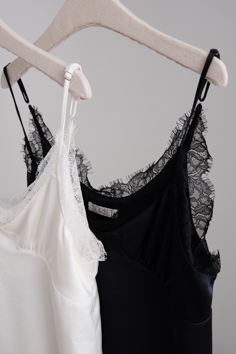 SORBET/FLAT WHITE東大門直郵㊣女裝新品推薦熱賣連衣裙緞面SORBET/FLAT WHITE連衣裙