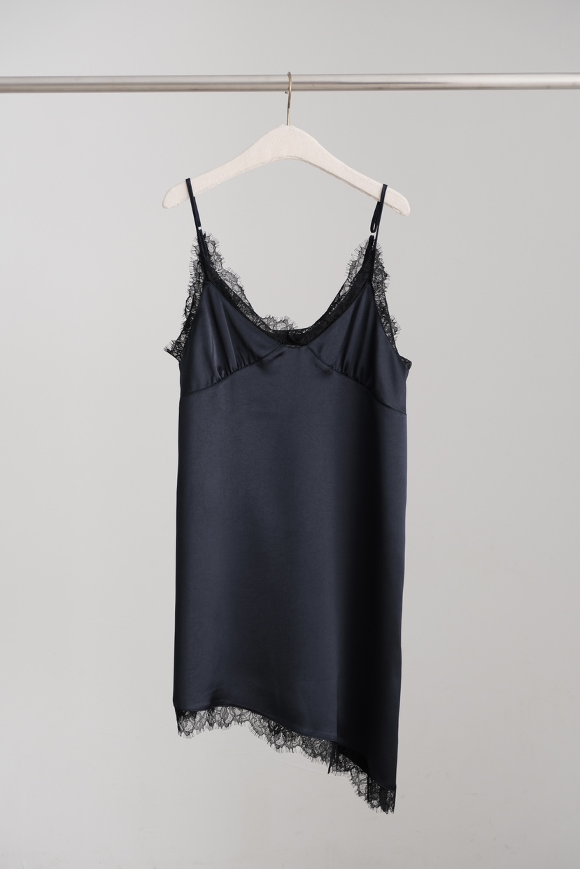 SORBET/FLAT WHITE東大門直郵㊣女裝新品推薦熱賣連衣裙緞面SORBET/FLAT WHITE連衣裙