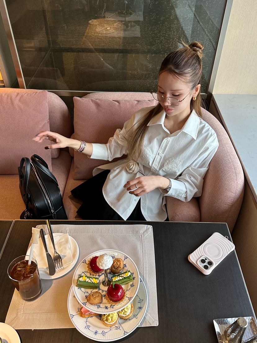 ZEROZERO㊣東大門實拍女士新款時尚推薦人氣襯衫蕾絲衫刺繡ZEROZERO襯衫/蕾絲衫