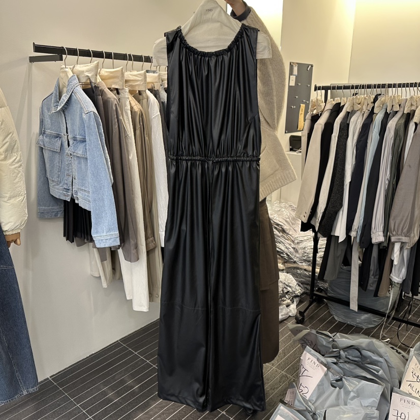 FIND-P東大門直郵㊣女裝新品真品熱賣時尚職業人氣連體褲春款FIND-P連體褲圖色2