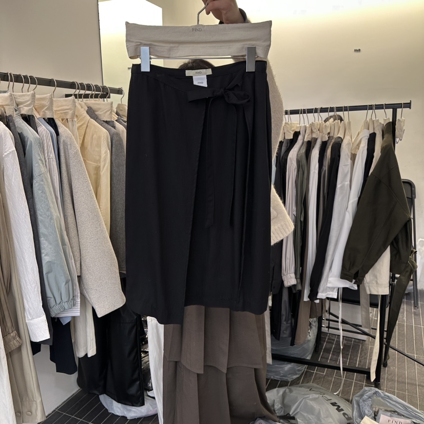 FIND-P韓國直郵㊣女裝新品休閑職業人氣時尚半身裙中短裙春款FIND-P半身裙/中短裙圖色2黑色