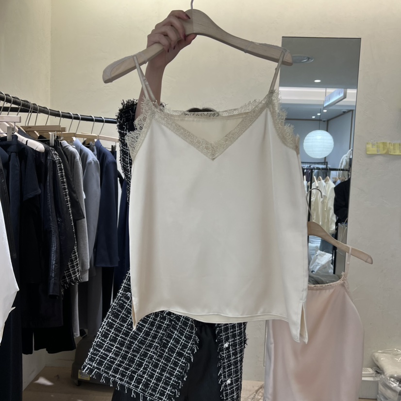 W AND J韓國直郵㊣女裝新款真品休閑時尚推薦吊帶背心春款W AND J吊帶/背心圖色1