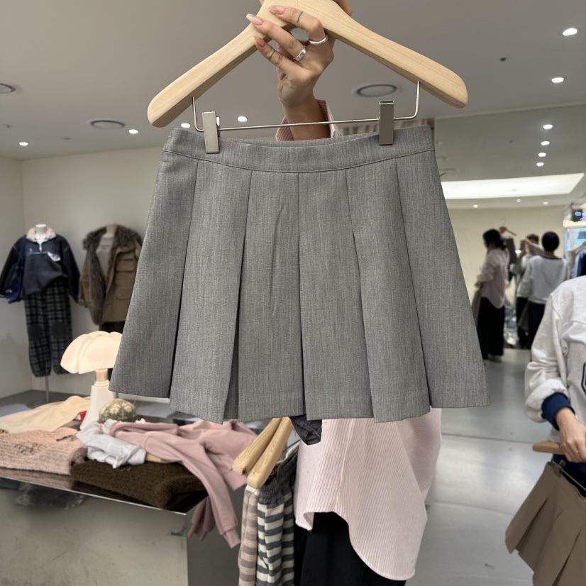 VAULT韓國直郵㊣女裝新品推薦人氣時尚26春夏職業熱賣短裙春款VAULT短裙