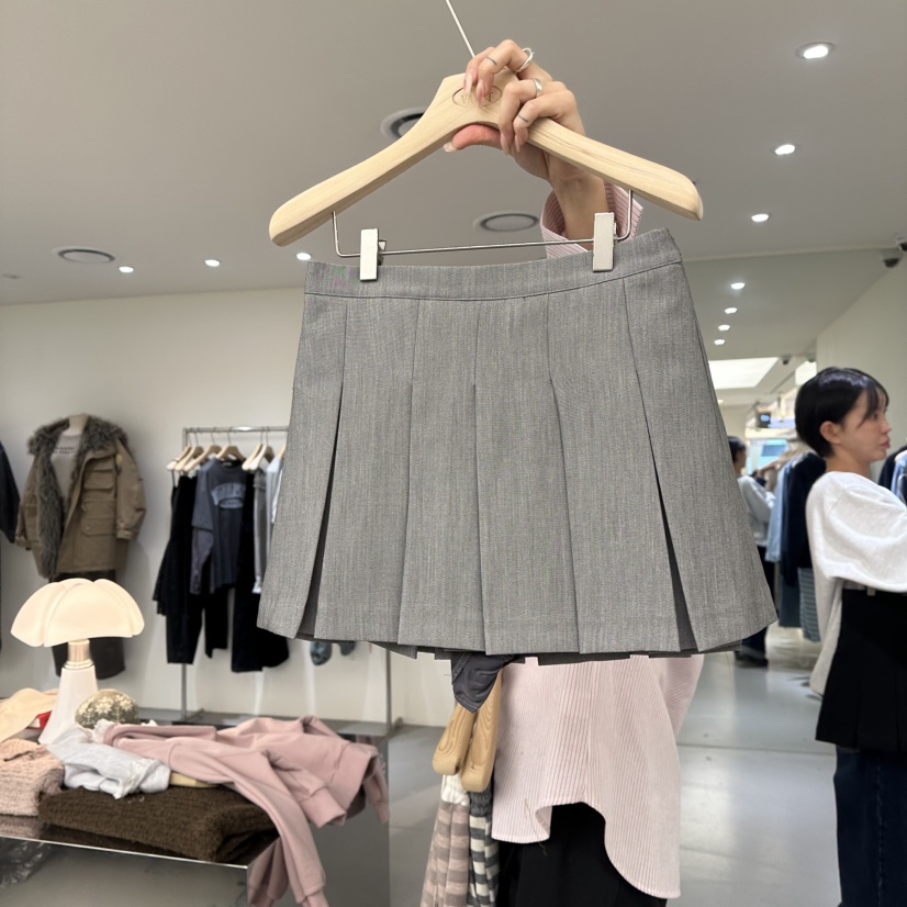 VAULT韓國直郵㊣女裝新品推薦人氣時尚26春夏職業熱賣短裙春款VAULT短裙圖色1