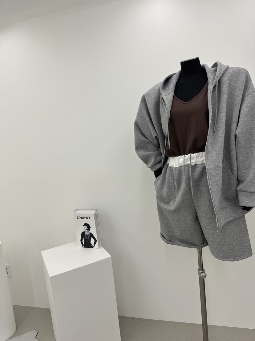 RED-A東大門直郵㊣女裝新品真品職業推薦熱賣人氣夾克拉鏈RED-A夾克