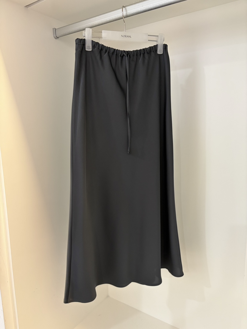 NORMAL韓國代購㊣女裝新款26春夏時尚熱賣休閑推薦真品長裙NORMAL長裙圖色3