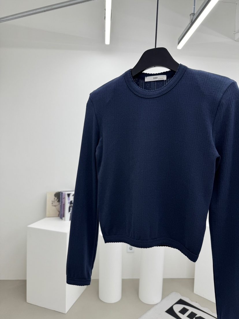 RED-A韓國代購㊣女士新款職業熱賣真品人氣長袖T恤刺繡鏤空RED-A長袖T恤圖色4