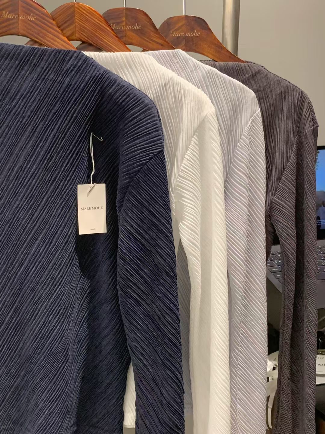 MARE MOHE東大門實拍女士新款熱賣休閑人氣套裝套裝褶皺MARE MOHE套裝