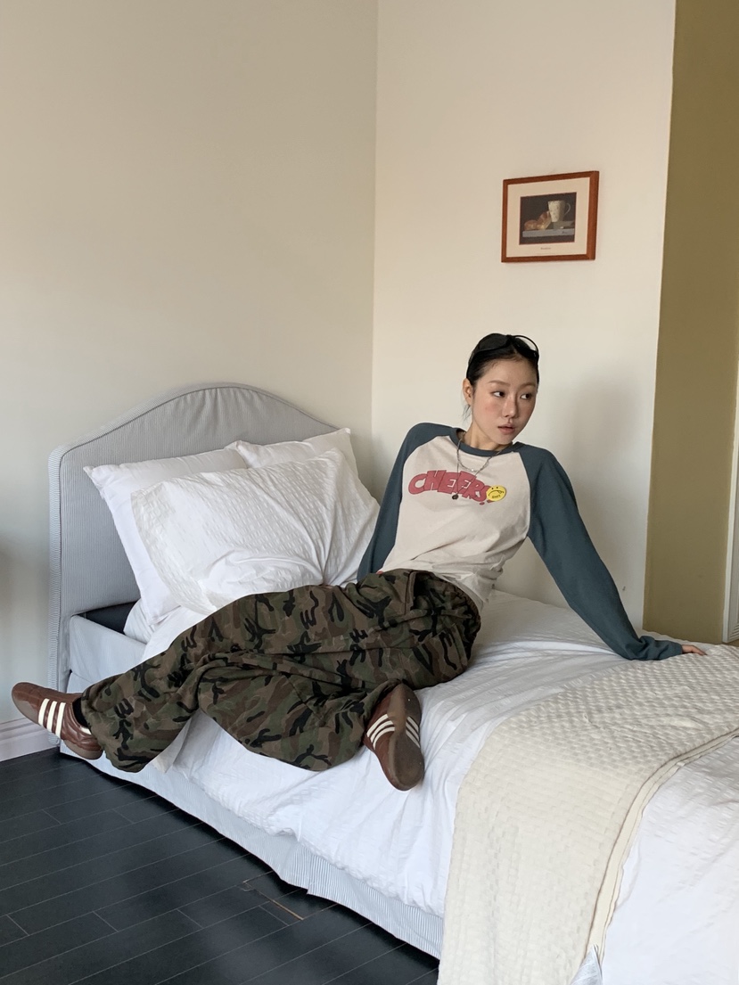 SUNDER MARKET韓國代購㊣女裝新款休閑推薦時尚熱賣長袖T恤SUNDER MARKET長袖T恤