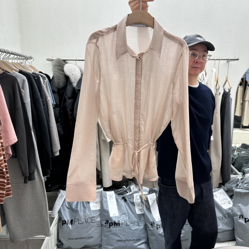 HUMMING BIRD㊣東大門實拍女士新品人氣襯衫蕾絲衫含腰繩春款HUMMING BIRD襯衫/蕾絲衫圖色2