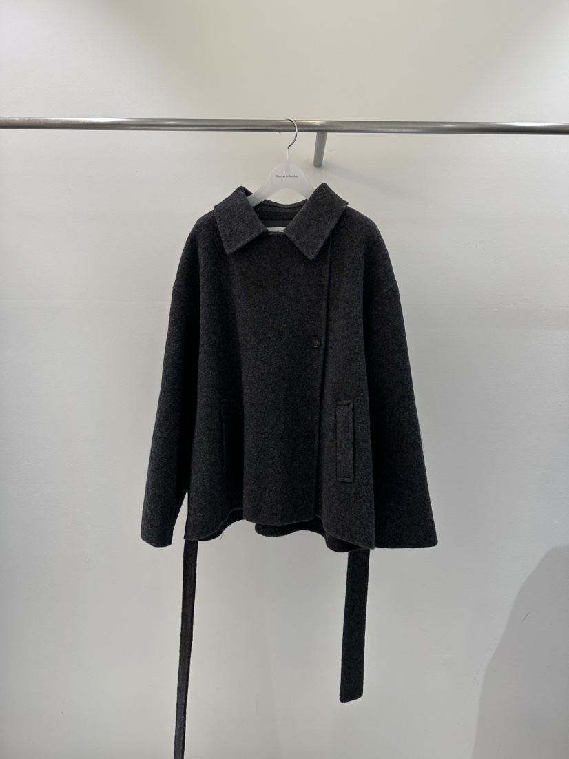 MONDAY TO SUNDAY㊣東大門代購女士新款人氣短款大衣含腰帶MONDAY TO SUNDAY短款大衣圖色3