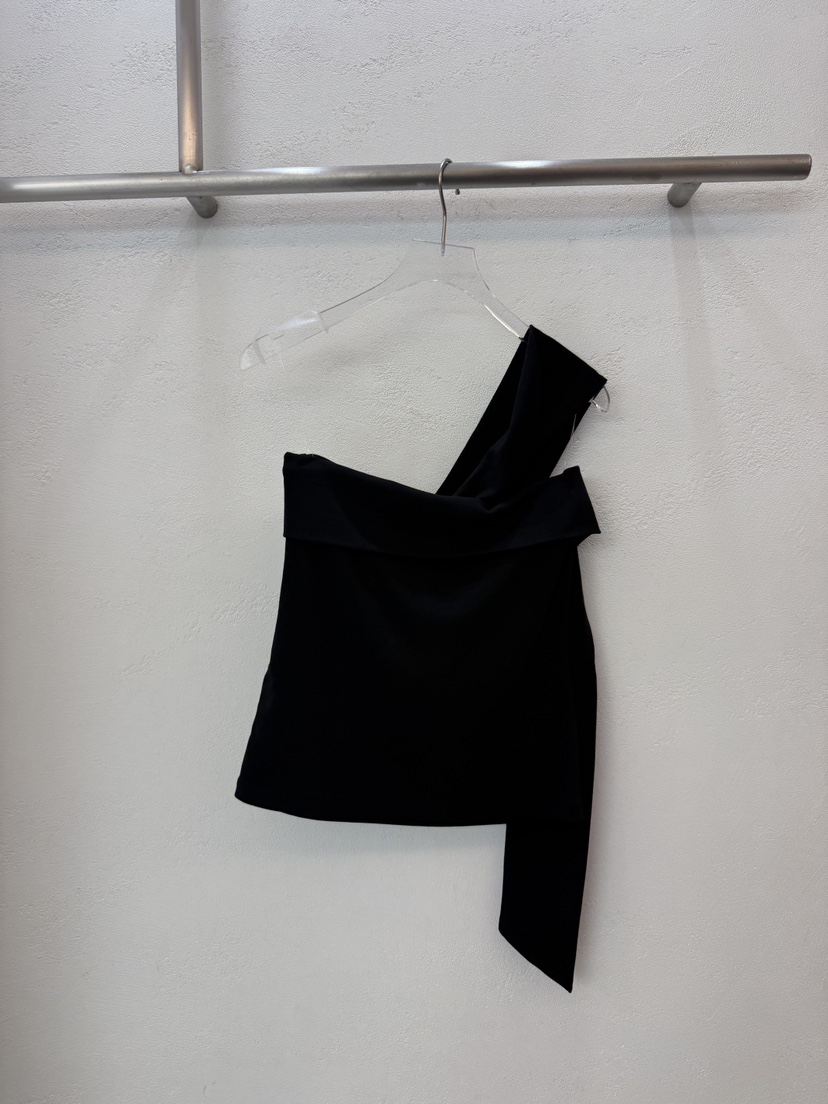 MOST OF ALL U東大門直郵㊣女士新款26春夏吊帶背心春款MOST OF ALL U吊帶/背心圖色1黑色