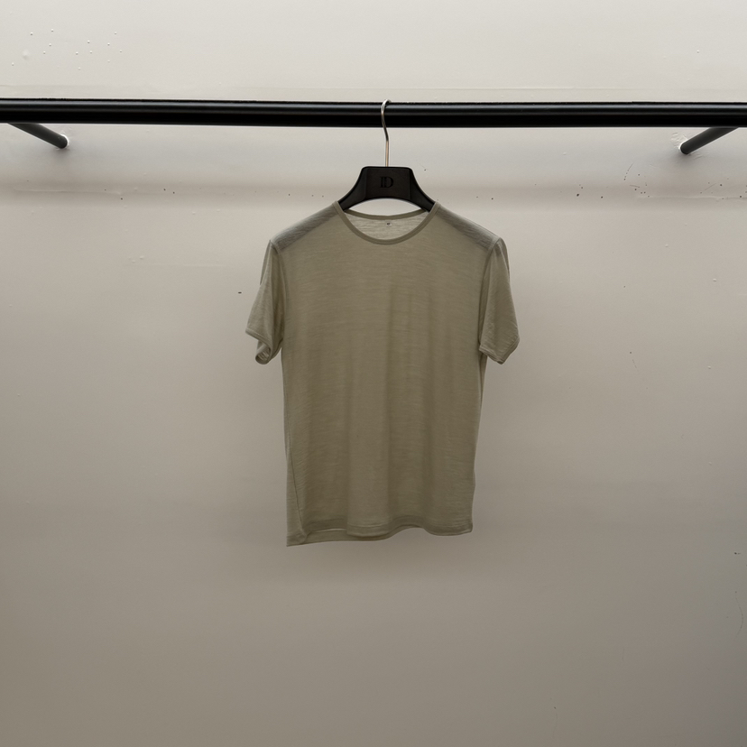 ID韓國代購㊣女裝新款推薦真品人氣時尚休閑熱賣T恤羊毛春款IDT恤圖色2