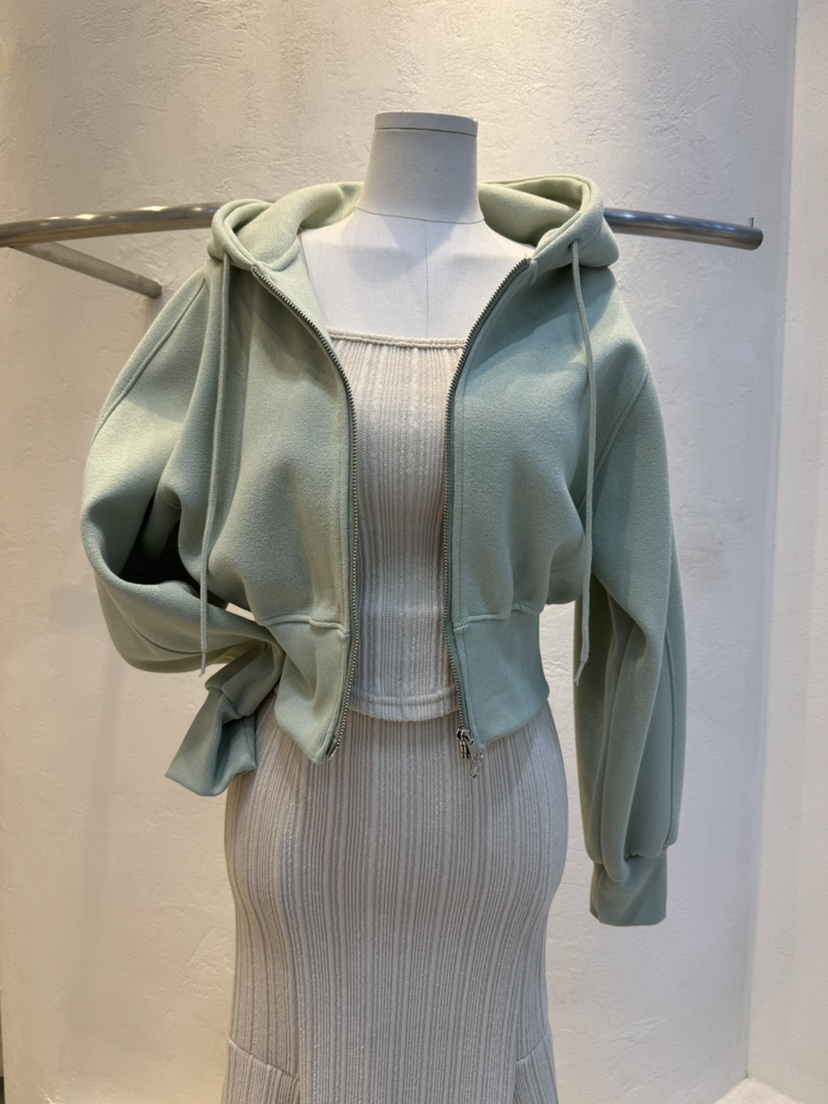 RIAH韓國代購㊣女士新款26春夏熱賣職業真品人氣休閑夾克拉鏈RIAH夾克