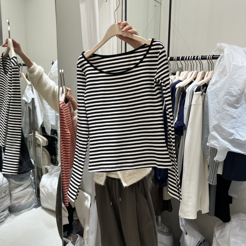 YUNBAL韓國直郵㊣女士新品推薦熱賣真品時尚職業人氣長袖T恤YUNBAL長袖T恤圖色1