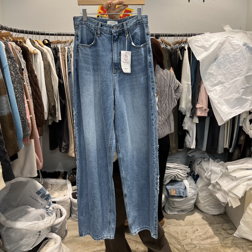 ALMOND PEPE東大門直郵女士新品人氣推薦熱賣時尚牛仔褲ALMOND PEPE牛仔褲圖色1