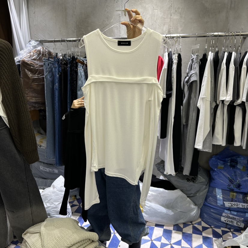 AMOUR東大門代購女士新款熱賣25秋冬人氣長袖T恤春款露肩AMOUR長袖T恤圖色1