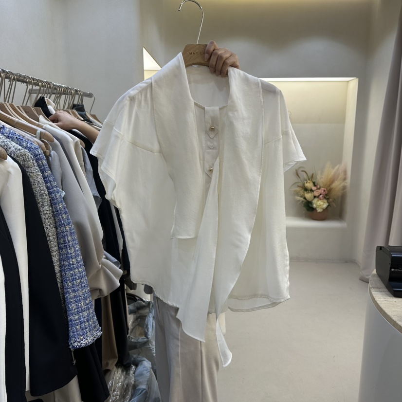 MATIERE東大門代購女裝新品人氣推薦25秋冬襯衫蕾絲衫春款MATIERE襯衫/蕾絲衫圖色1