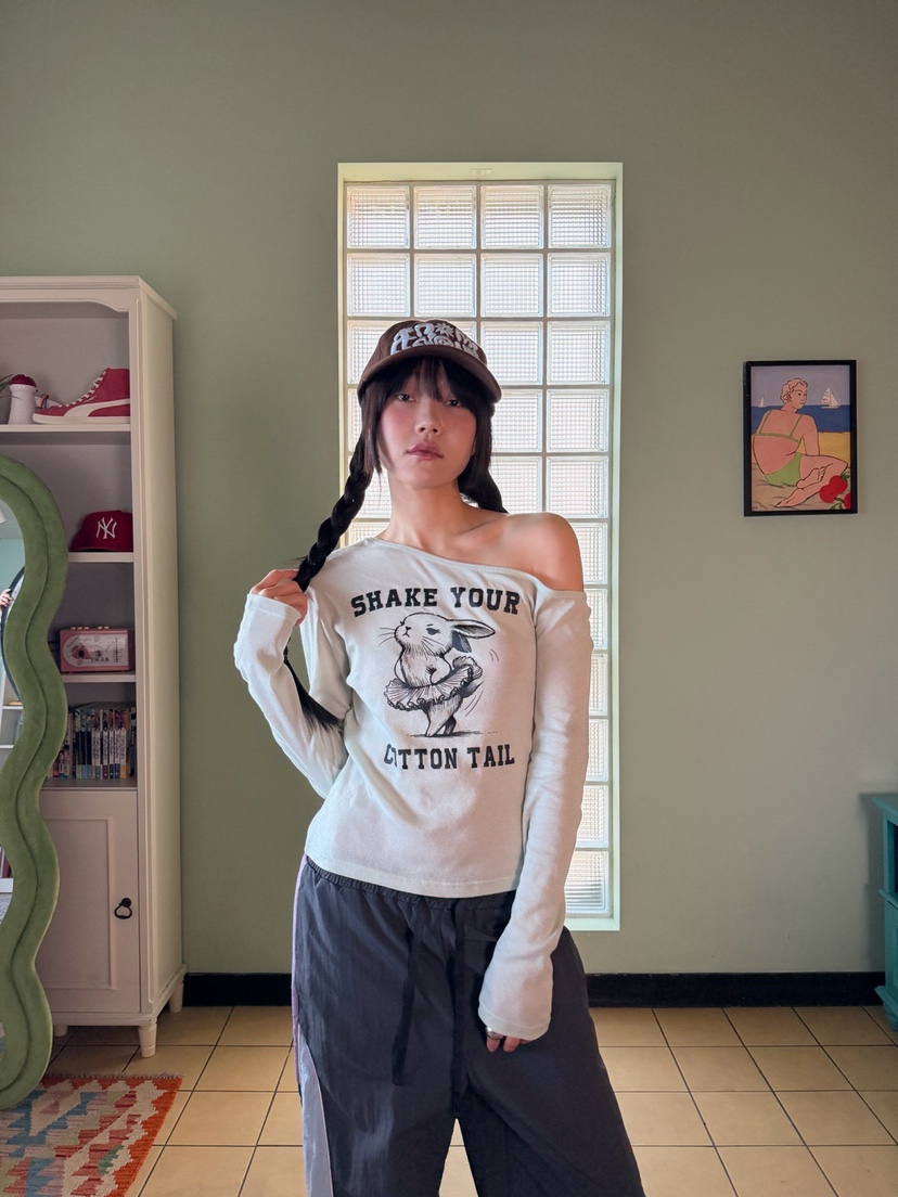 MORE THAN-P東大門代購女裝新品25秋冬長袖T恤兔子春款MORE THAN長袖T恤