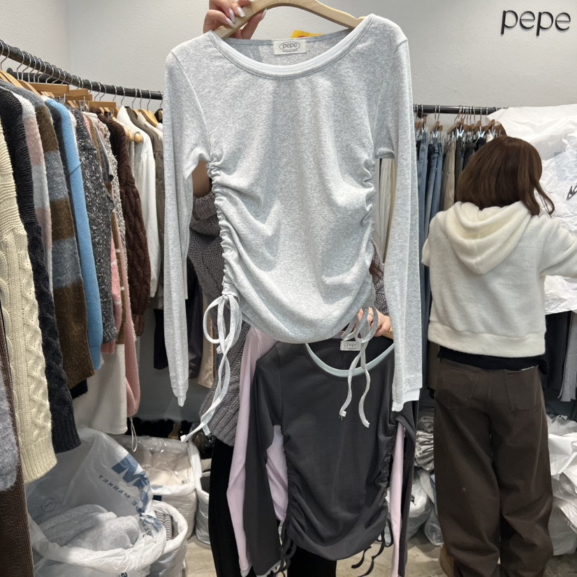 ALMOND PEPE東大門直郵女裝新品推薦25秋冬熱賣人氣長袖T恤ALMOND PEPE長袖T恤圖色1