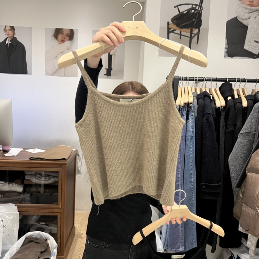 OURIN/THIS IS東大門直郵女裝新款推薦吊帶背心不含內搭OURIN/THIS IS吊帶/背心圖色2