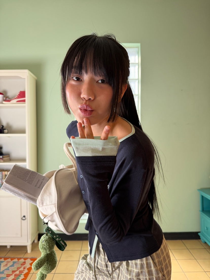 MORE THAN-P東大門直郵女士新款熱賣推薦時尚長袖T恤春款MORE THAN長袖T恤