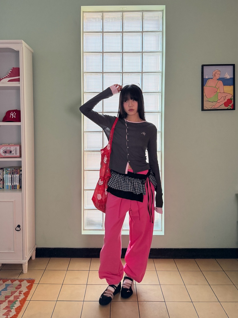 MORE THAN-P東大門直郵女士新款熱賣推薦時尚長袖T恤春款MORE THAN長袖T恤