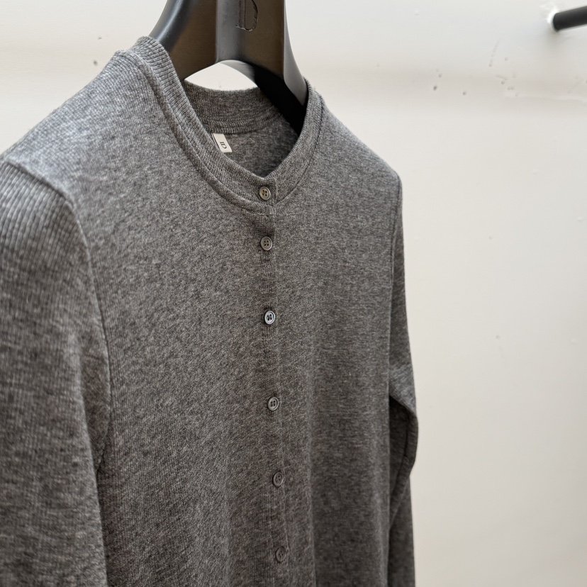 ID韓國代購㊣女士新款休閑人氣熱賣時尚職業真品長袖T恤春款ID長袖T恤