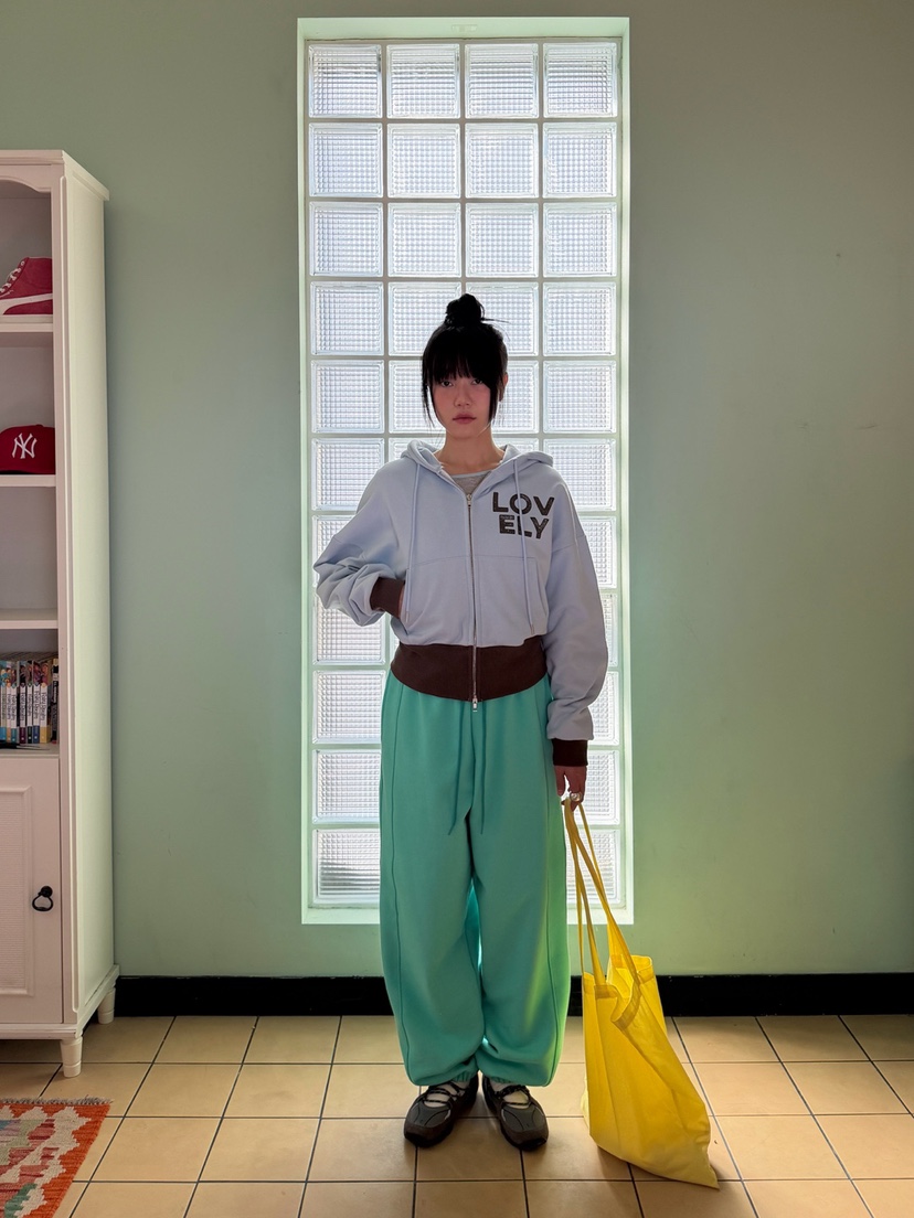 MORE THAN-P韓國直郵㊣女裝新品推薦衛衣連帽拉鏈衫可愛的春款MORE THAN衛衣