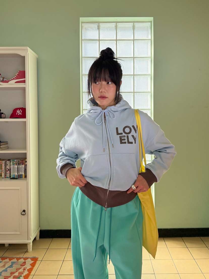 MORE THAN-P韓國直郵㊣女裝新品推薦衛衣連帽拉鏈衫可愛的春款MORE THAN衛衣