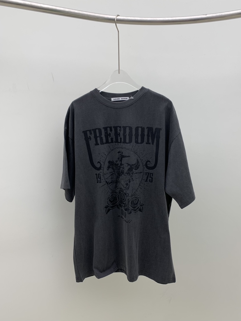 SEOLO㊣東大門代購女裝新品職業26春夏熱賣人氣推薦時尚T恤Seolo seoulT恤圖色1