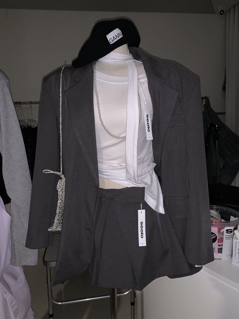 SEOLO韓國直郵㊣女士新款真品熱賣26春夏職業休閑人氣推薦短裙Seolo seoul短裙