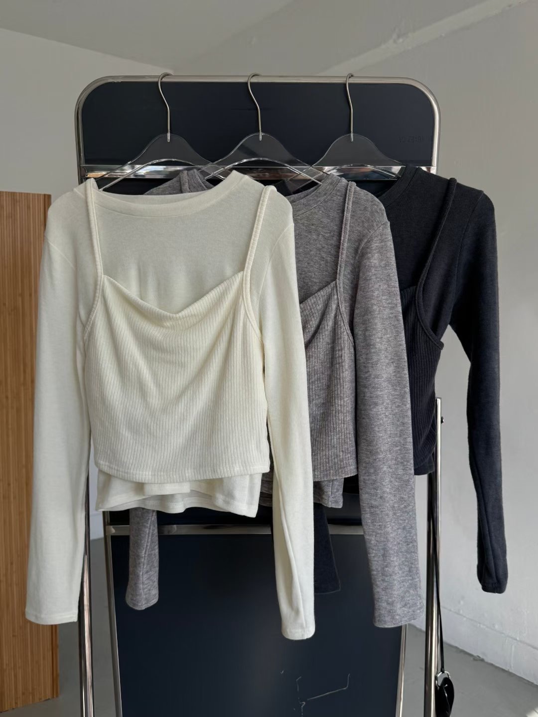 AWESOME-ot韓國直郵㊣女裝新款休閑熱賣26春夏人氣真品套裝AWESOME-ot套裝