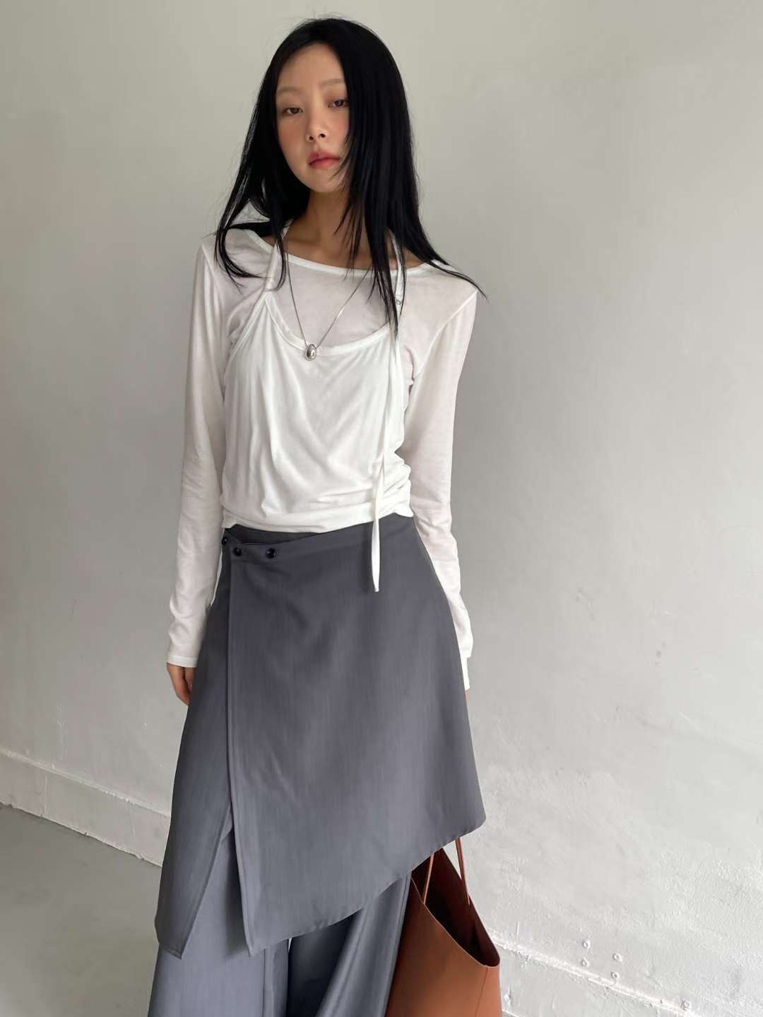 AWESOME-ot東大門直郵㊣女士新品熱賣休閑職業長袖T恤假兩件AWESOME-ot長袖T恤圖色1