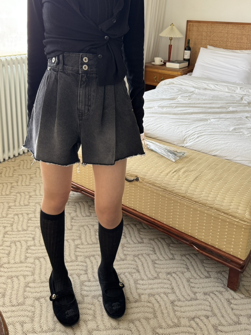 RIAH㊣東大門實拍女士新款熱賣人氣推薦職業休閑26春夏短褲RIAH短褲