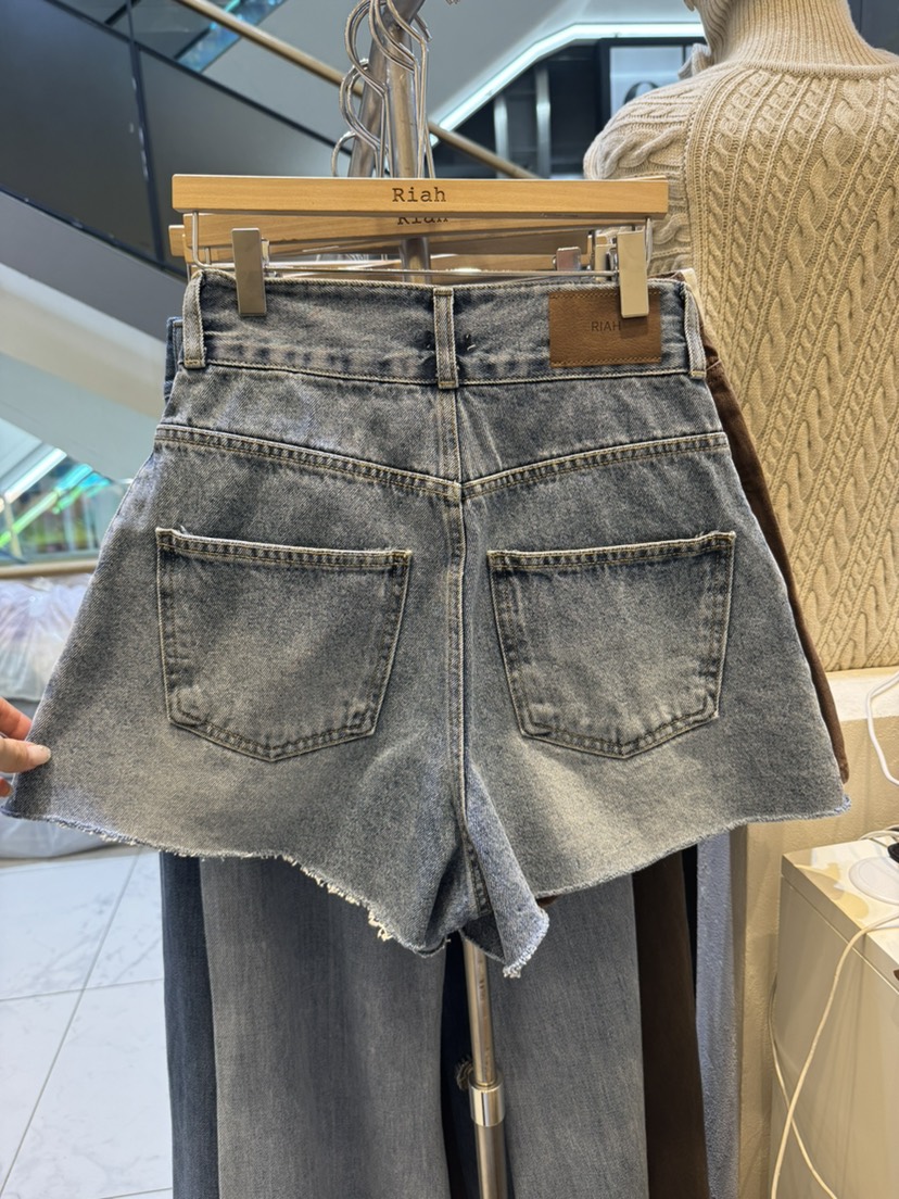RIAH㊣東大門實拍女士新款熱賣人氣推薦職業休閑26春夏短褲RIAH短褲