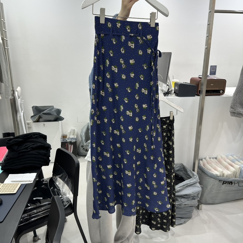 VISUAL SPACE韓國代購㊣女裝新款人氣熱賣職業真品長裙春款VISUAL SPACE長裙圖色2