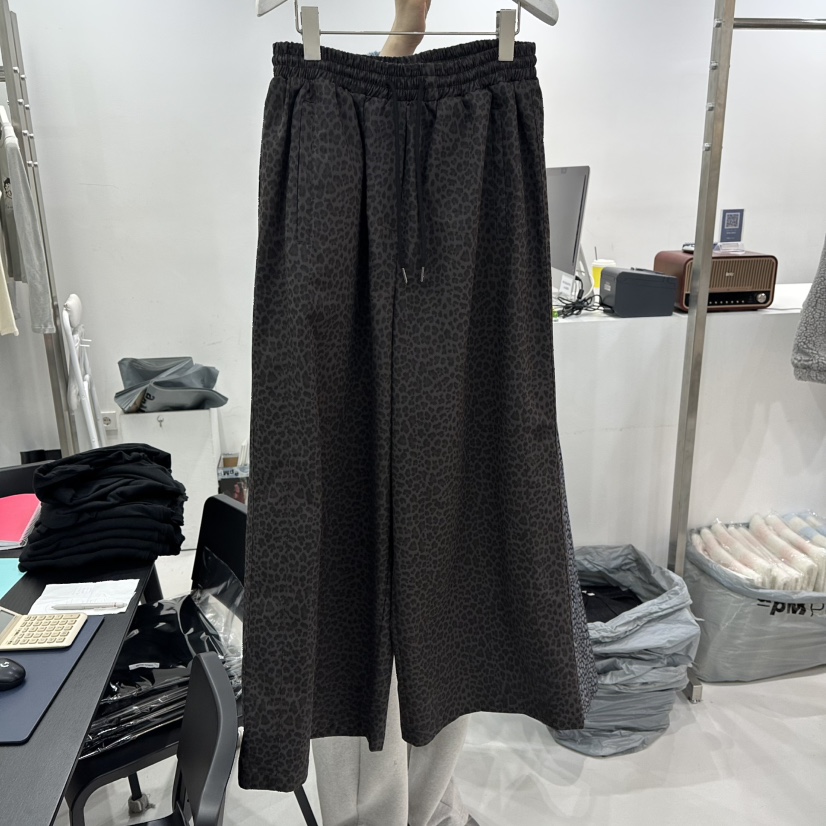 VISUAL SPACE韓國代購㊣女士新款時尚26春夏推薦休閑褲春款VISUAL SPACE休閑褲圖色2