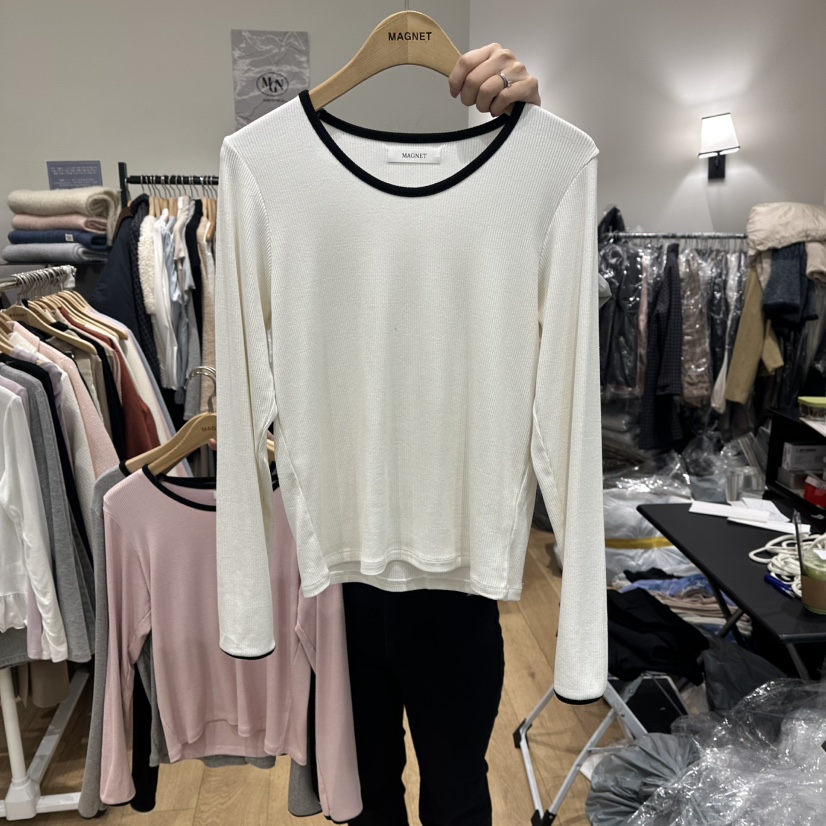 M.G.N韓國代購㊣女裝新品推薦人氣休閑26春夏長袖T恤春款MAGNET長袖T恤圖色1